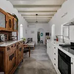 Σπίτι διακοπών Cycladic Wine Press House Αλυκή
